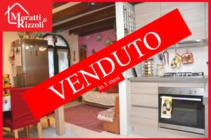 Una CASA ACCOSTATA in centro a Visco