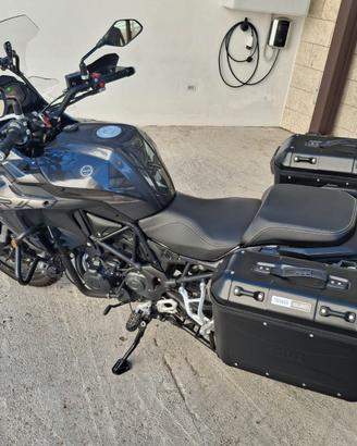 2020 Benelli trk 502x pari al nuovo