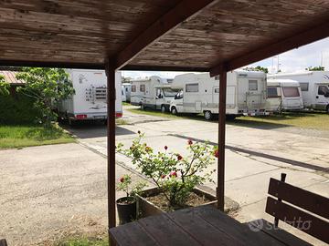 Posti camper e roulotte