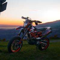 Ktm 690 smc-r 2016 A2