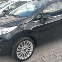 FORD FIESTA 1.2