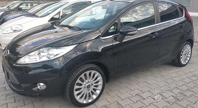 FORD FIESTA 1.2