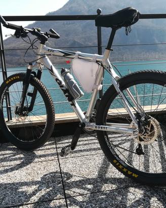Mtb Giant 
XL