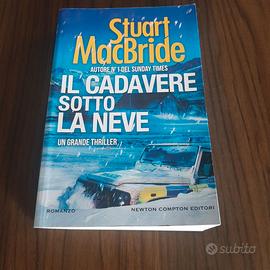 libro " Il cadavere sotto la neve"