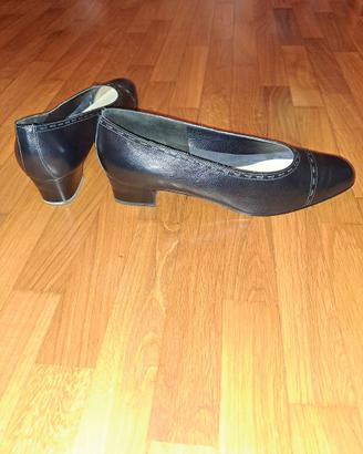 Scarpe decolette pelle blu 41