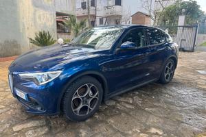 Alfa romeo Stelvio 2019 2.2  rwd 160cv