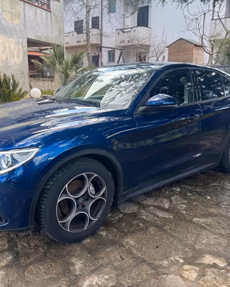 Alfa romeo Stelvio 2019 2.2  rwd 160cv