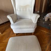poltrona ikea strandmon + pouf