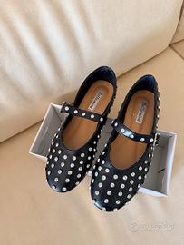 Scarpe ballerine eleganti nere