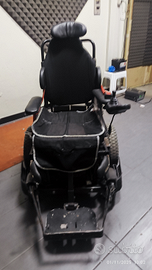Sedia motorizzata per disabili