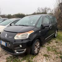 Citroen C3 Picasso 1.4 VTi TESTATA DA RIFARE