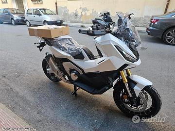 Honda X-ADV XADV X ADV 750 Pearl Glare White 2025