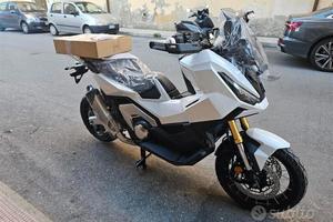 Honda X-ADV XADV X ADV 750 Pearl Glare White 2025