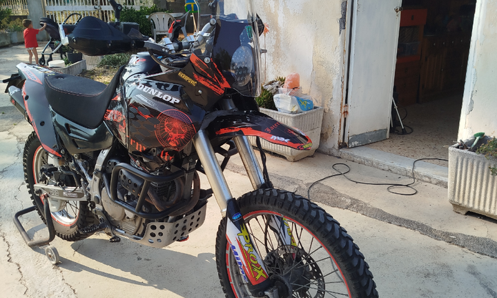 Special Honda Nx Dominator