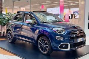 Fiat 500X 1.3 T4 2023 150 CV DCT Yacht Club Capri 