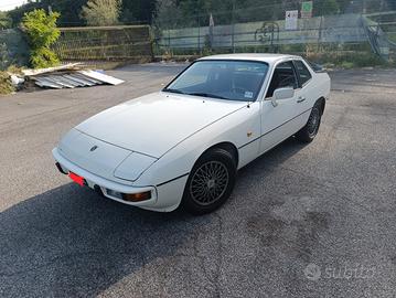 Porsche 924