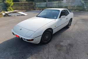 Porsche 924