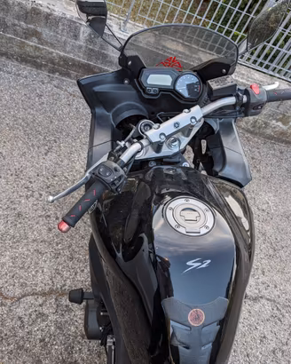 Yamaha FZ6 Fazer