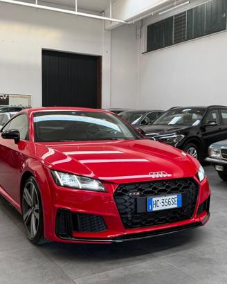 Audi TT TTS Roadster TFSI quattro S tronic