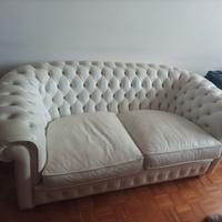 Coppia divani Chesterfield