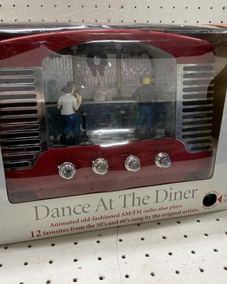 RADIO DANCE AT THE DINER ANIMATA MR CHRISTMAS FUNZ