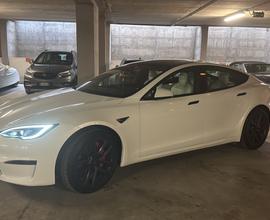 TESLA Model S - 2024