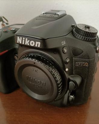 Reflex Nikon D7100 