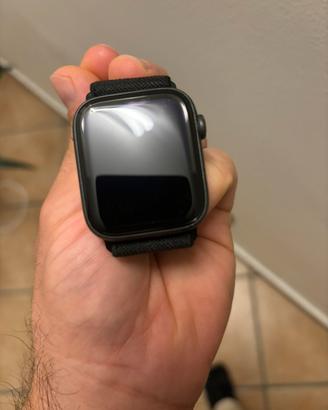 Apple Watch SE  1 gen  GPS+ Cellular  44 mm