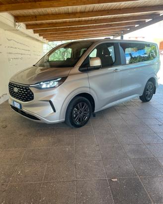 Ford tourneo custom