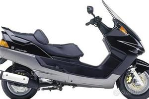 Ricambi usati yamaha majesty 250 1996- 1998