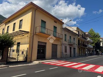 NEGOZIO A VENAFRO