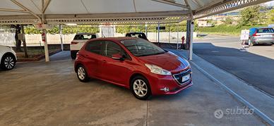 Peugeot 208 1.4 HDi 68cv 5 porte Allure