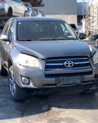 TOYOTA RAV4 2.2D - ANNO 2009 - PER RICAMBI