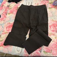 Pantaloni uomo con tasche laterali