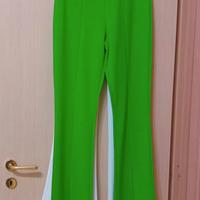 Pantalone elasticizzato a zampa 