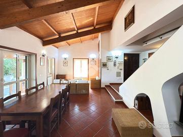 VILLA SINGOLA A SEZZE