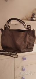 Borsa di pelle color taupe
