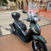 Beverly 350 S anno 2021