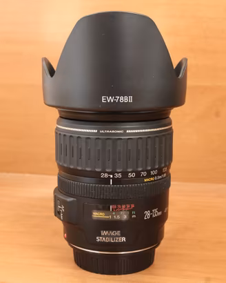 Canon EF 28-135 F. 3.5-5.6 IS USM