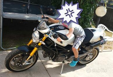 Ducati Monster 1100 - 2011