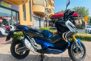 HONDA X-ADV 750 TUTTO INCLUSO ANCHE PASSAGGIO!
