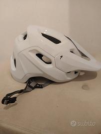 Casco MTB specialized