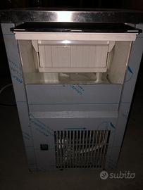 Macchina del ghiaccio