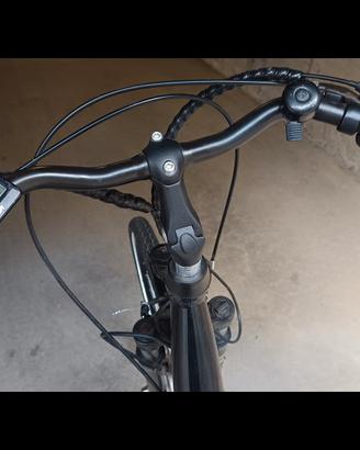 bici uomo pedalata assistita 