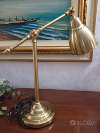 lampada da ufficio 