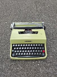 Macchina da scrivere Olivetti Lettera 32 originale
