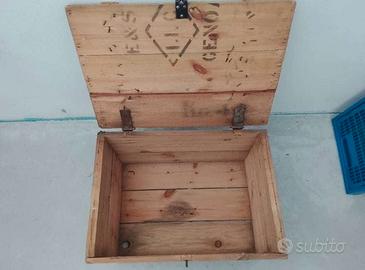 baule di legno vecchio