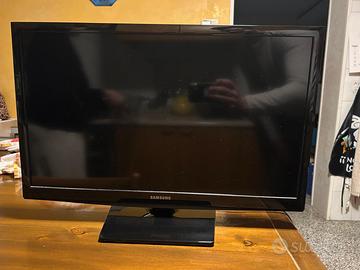 Tv samsung 24”