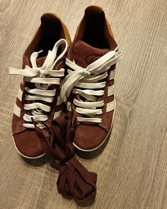 snickers Adidas