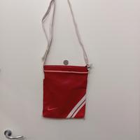 borsa tracolla Nike rossa